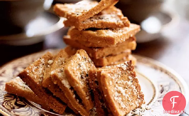 Frytki z ciecierzycy z szałwią i parmezanem