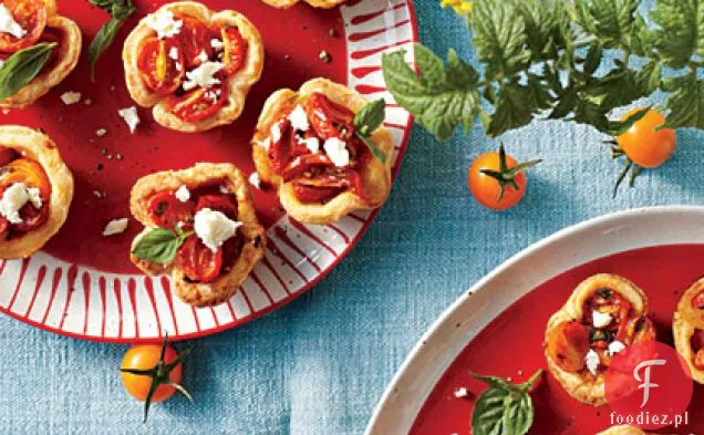 Serowo-Słomkowe Tartaletki Pomidorowe