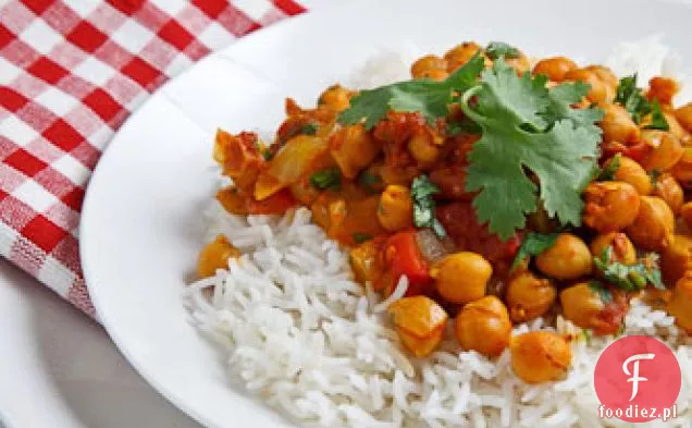 Curry Z Ciecierzycy (Chana Masala)