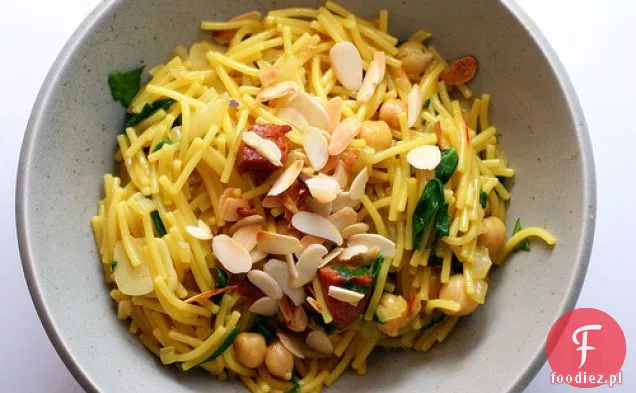 Spaghetti Z Chorizo I Migdałami