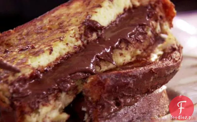 Tosty Francuskie Nadziewane Orzechami Laskowymi