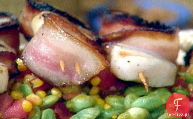 Zapiekane w boczku przegrzebki Tournedos z letnim Sukkotem