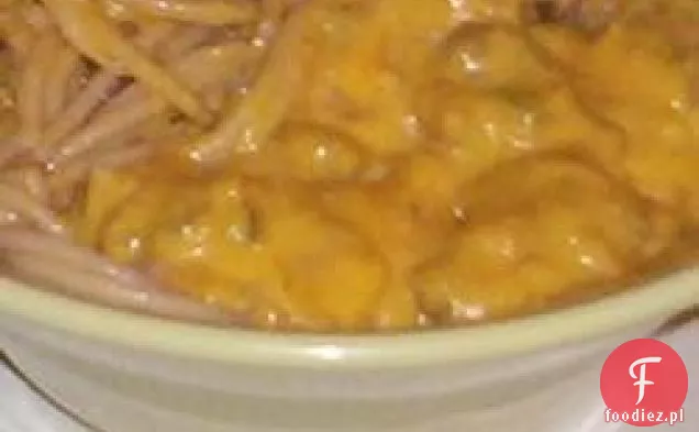 Kiełbasa Linguine z sosem z dyni imbirowej