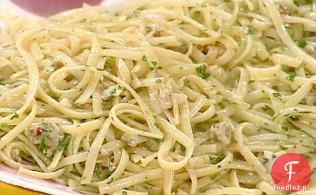 Linguini z sosem z białych Małży