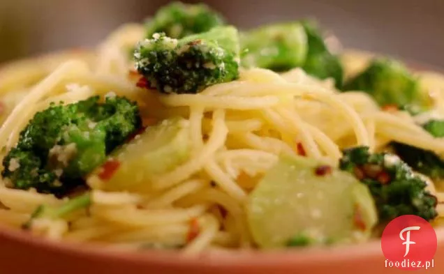 Spaghetti z brokułami Aglio Olio