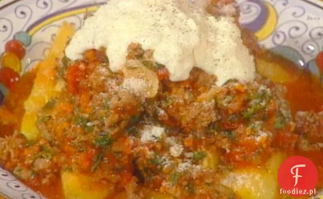 Polenta z kiełbasą Ragu
