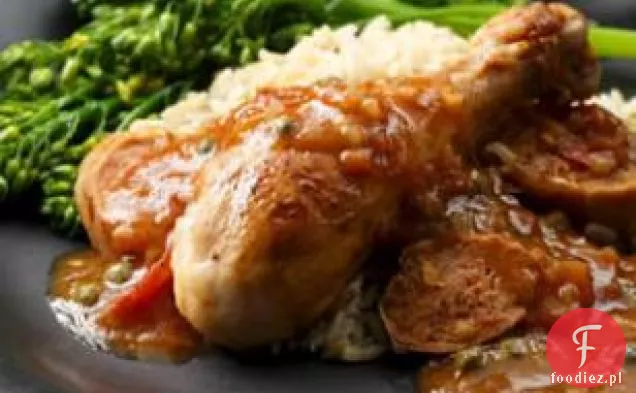 Kataloński Sauté Z Kurczaka Z Kiełbasą, Kapary & Zioła