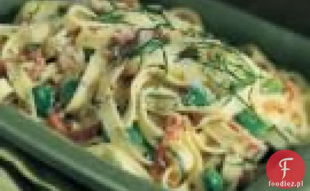 Tagliatelle Z Fasolą Fava, Mascarpone I Prosciutto