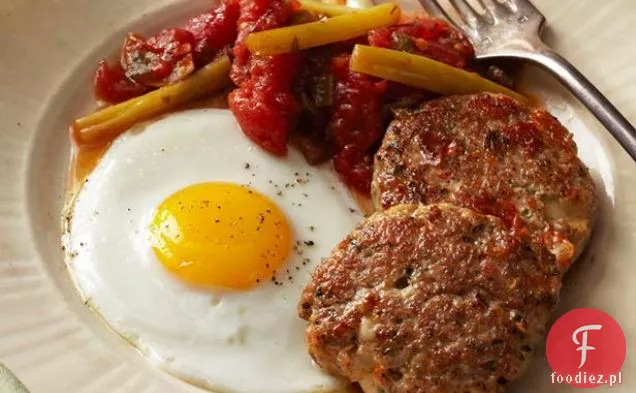 Paszteciki Z Kiełbasą-Provolone Z Jajkami Sadzonymi