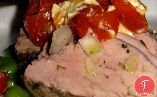 Domestic Diva ' s Grillowana polędwiczka wieprzowa z fasolą Fava i pieczeniem