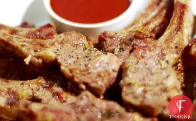 Herbed kotlety jagnięce z domowym sosem BBQ