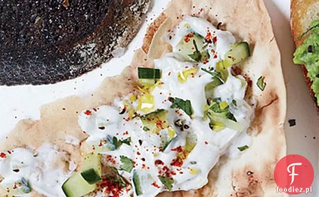 Flatbreads z ogórkiem Raita