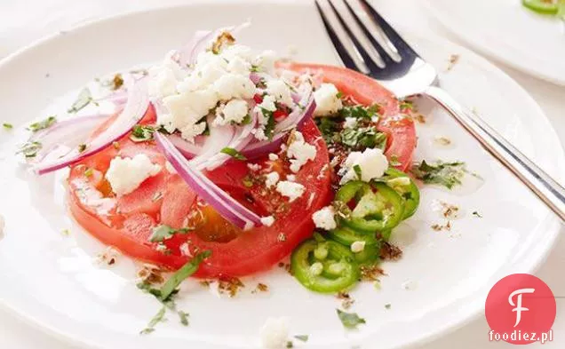 Sałatka z dojrzałych pomidorów z Queso Fresco, kolendrą i Serrano