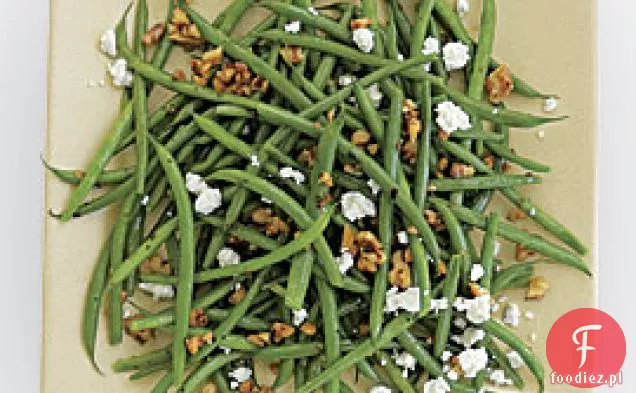 Haricots Verts Z Prażonymi Orzechami Włoskimi I Chèvre