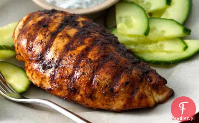 Bahamski Kurczak z sosem jogurtowo-kolendrowym