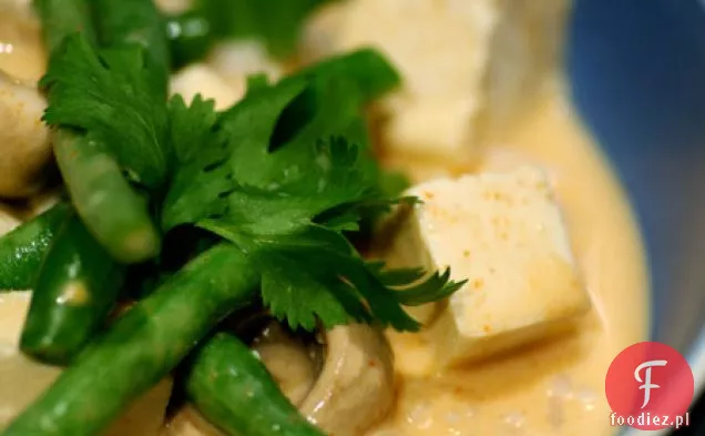 Tajskie Czerwone Curry Z Zieloną Fasolką I Tofu