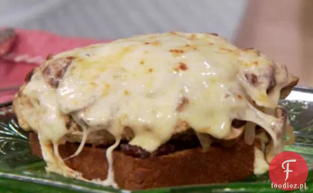 Old-Fashioned Turkey Patty Topi