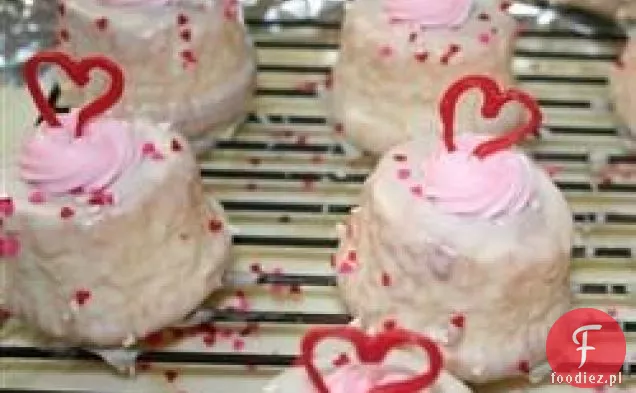 Truskawkowo-czekoladowe mini babeczki z Ganache z białej czekolady
