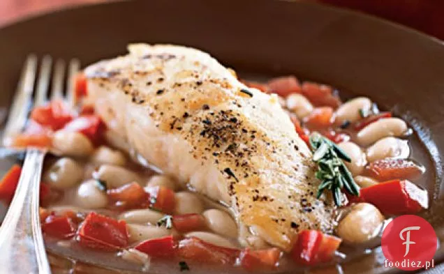 Halibut z białą fasolą w bulionie pomidorowo-rozmarynowym