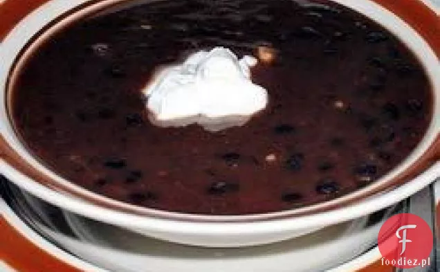 Łatwa Zupa Z Czarnej Fasoli
