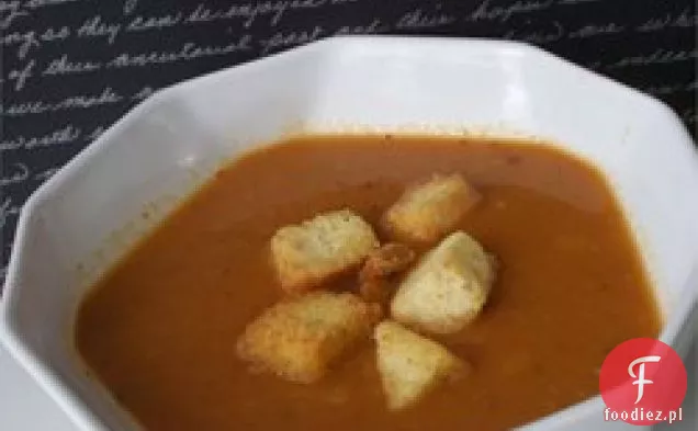 Pieczona zupa z czerwonej papryki i pomidorów