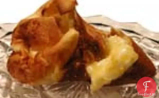 Popovers z masłem brzoskwiniowym