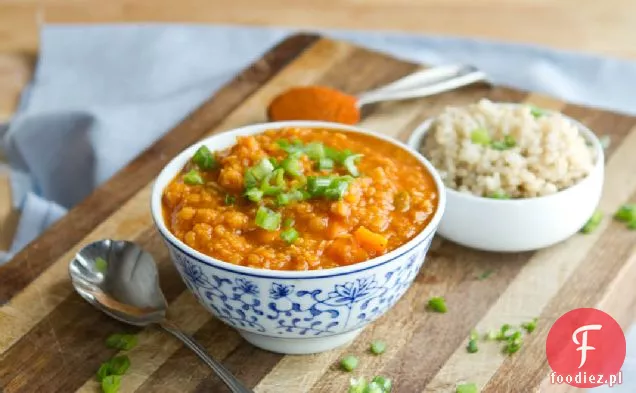 Kokosowa Curry Zupa Z Czerwonej Soczewicy