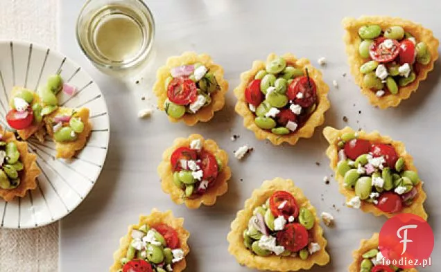 Tartlets Cornbread z pomidorem-Lima Bean Relish
