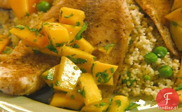 Tilapia w stylu marokańskim z kminkiem, Mango i kolendrą