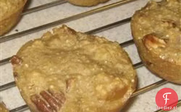 Muffinki Quinoa z brzoskwiniami i orzechami pekan