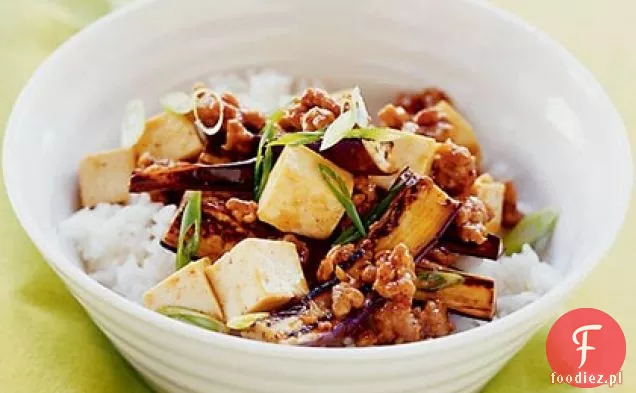 Pikantny bakłażan, wieprzowina i tofu Stir-fry