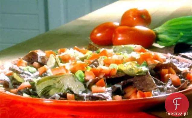 Nachos z karczocha i Czarnej Fasoli