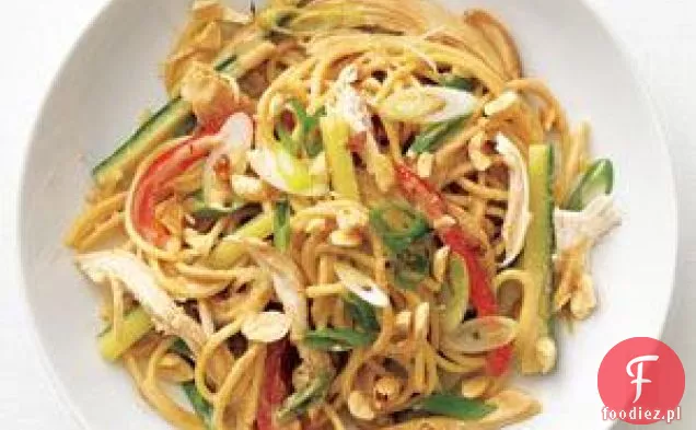 Makaron Orzechowy Z Kurczakiem