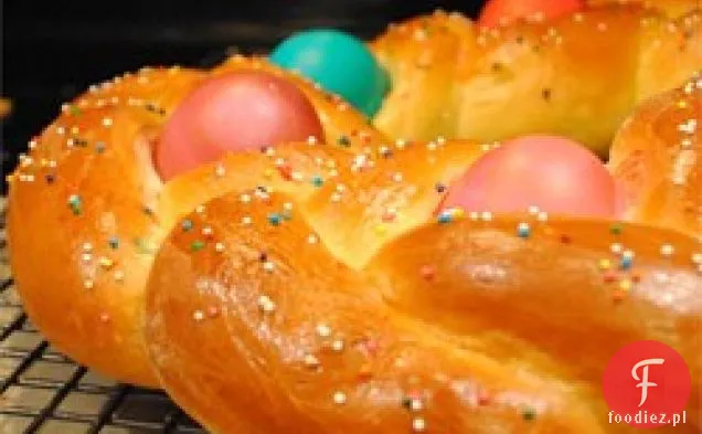 Pleciony Chleb Wielkanocny