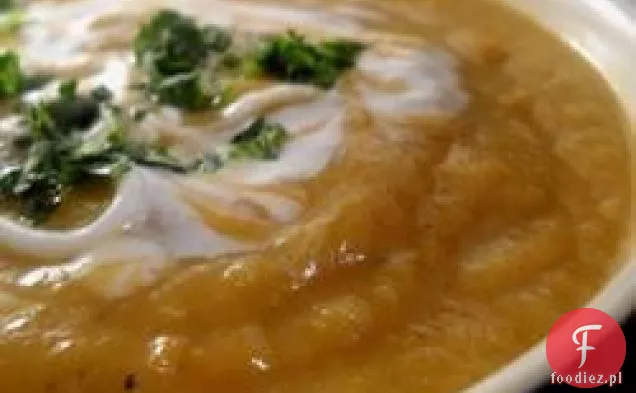 Kremowa Curry Zupa Z Warzyw Korzeniowych