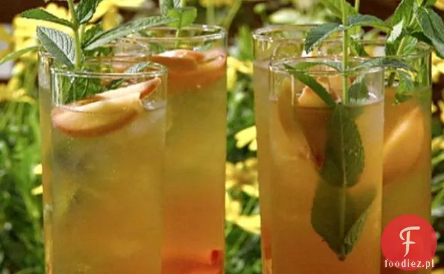 Peachy Green Tea Cooler