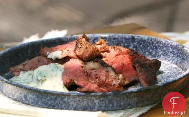 Grillowana jagnięcina z afrykańskimi przyprawami i Herbowanym jogurtem