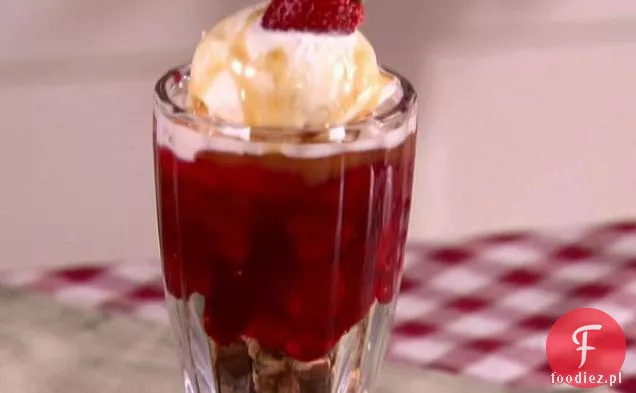Parfait Truskawkowy