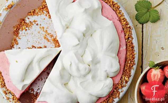 Strawberry-Precel Icebox Pie