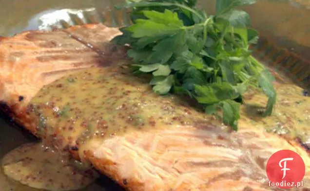Grillowany filet z łososia w sosie miodowo-musztardowym