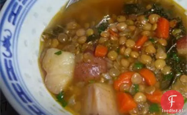 Zupa z czerwonej soczewicy i ziemniaków Ruth