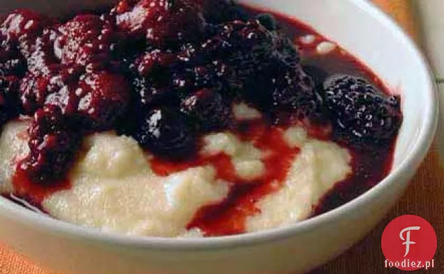 Śniadanie Polenta z ciepłym kompot jagodowy