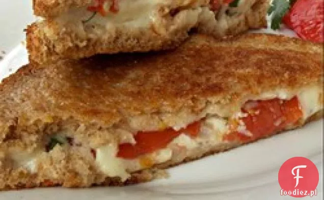 Kanapka Z Grillowanym Serem Pico De Gallo