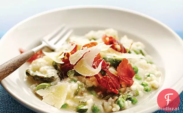 Risotto z cytryną Ricotta ze szparagami, groszkiem i Prosciutto