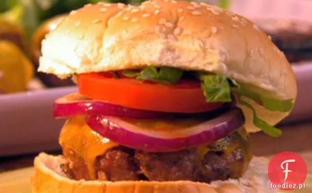5 Składnik bekon hamburgery z Cheddar i czerwona cebula z parmezanem Popcorn Black-Eyed Peas