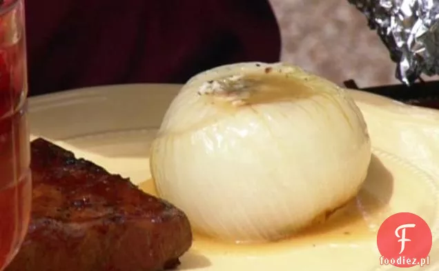 Grillowana cebula Vidalia z masłem Boczkowym