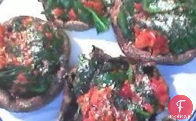Grzyby Portobello faszerowane szpinakiem z awokado