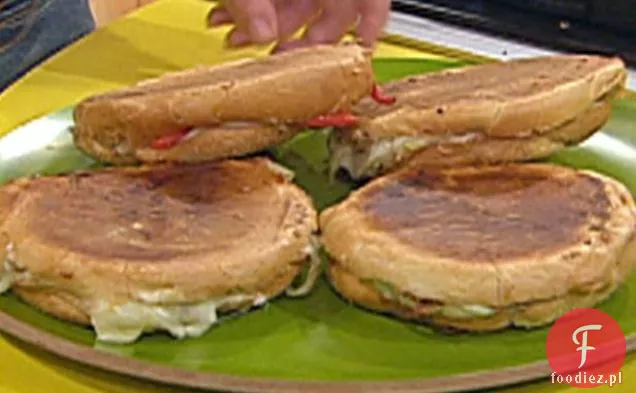 Bezmięsna Muffaletta Panini