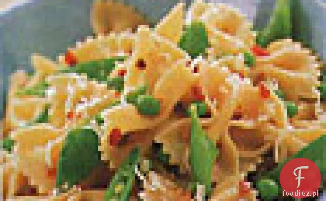 Farfalle z groszkiem i pancettą