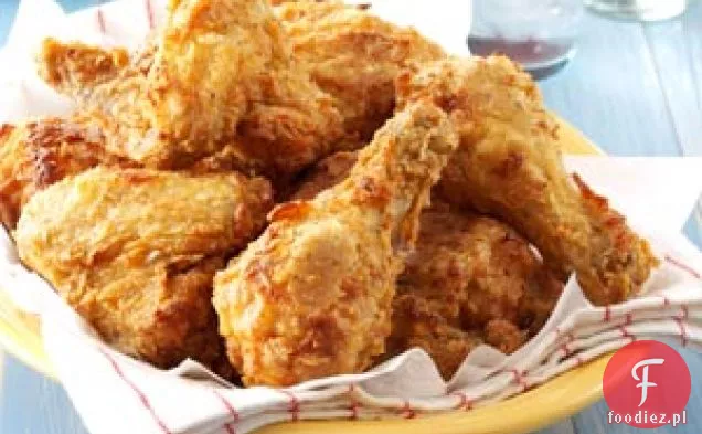 Południowy smażony kurczak z sosem